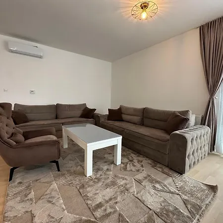 By Expert Ado Lejlighed *
