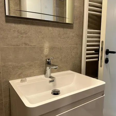 By Expert Ado Apartman *