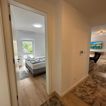 By Expert Ado サラエヴォ